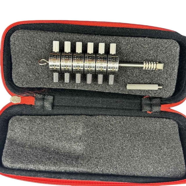 Decoders for Ford Transit, Mondeo, and Focus; professional locksmith tools.